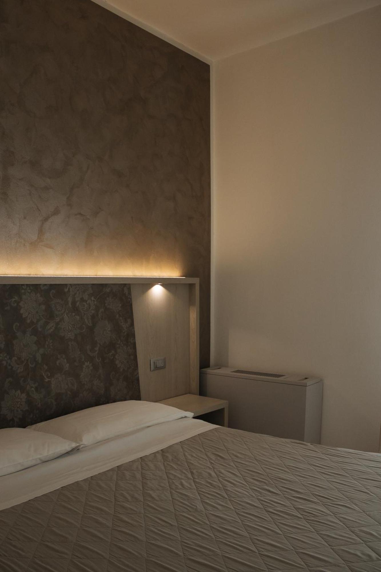 Gabbiano Apartments Rimini Bagian luar foto