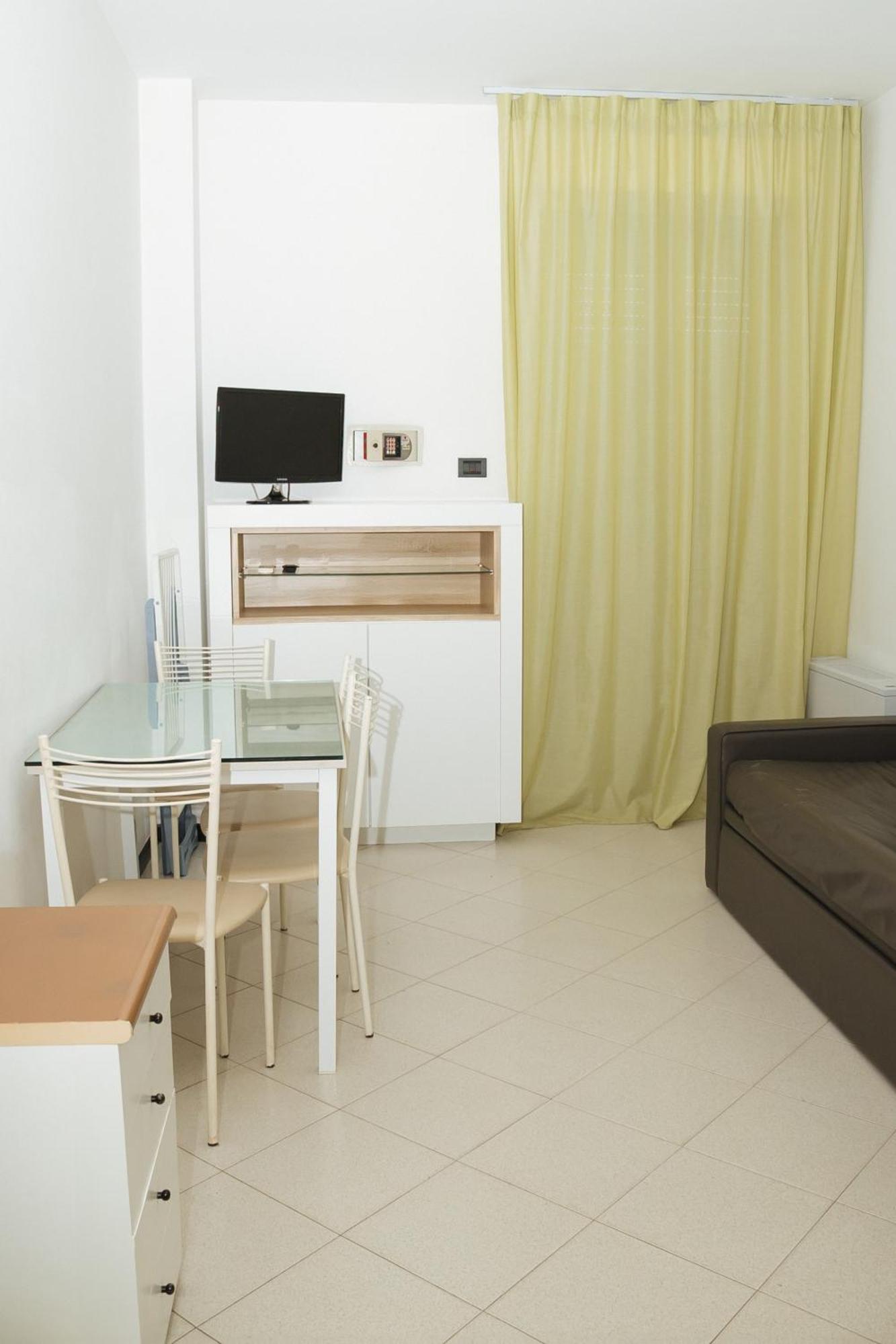 Gabbiano Apartments Rimini Bagian luar foto