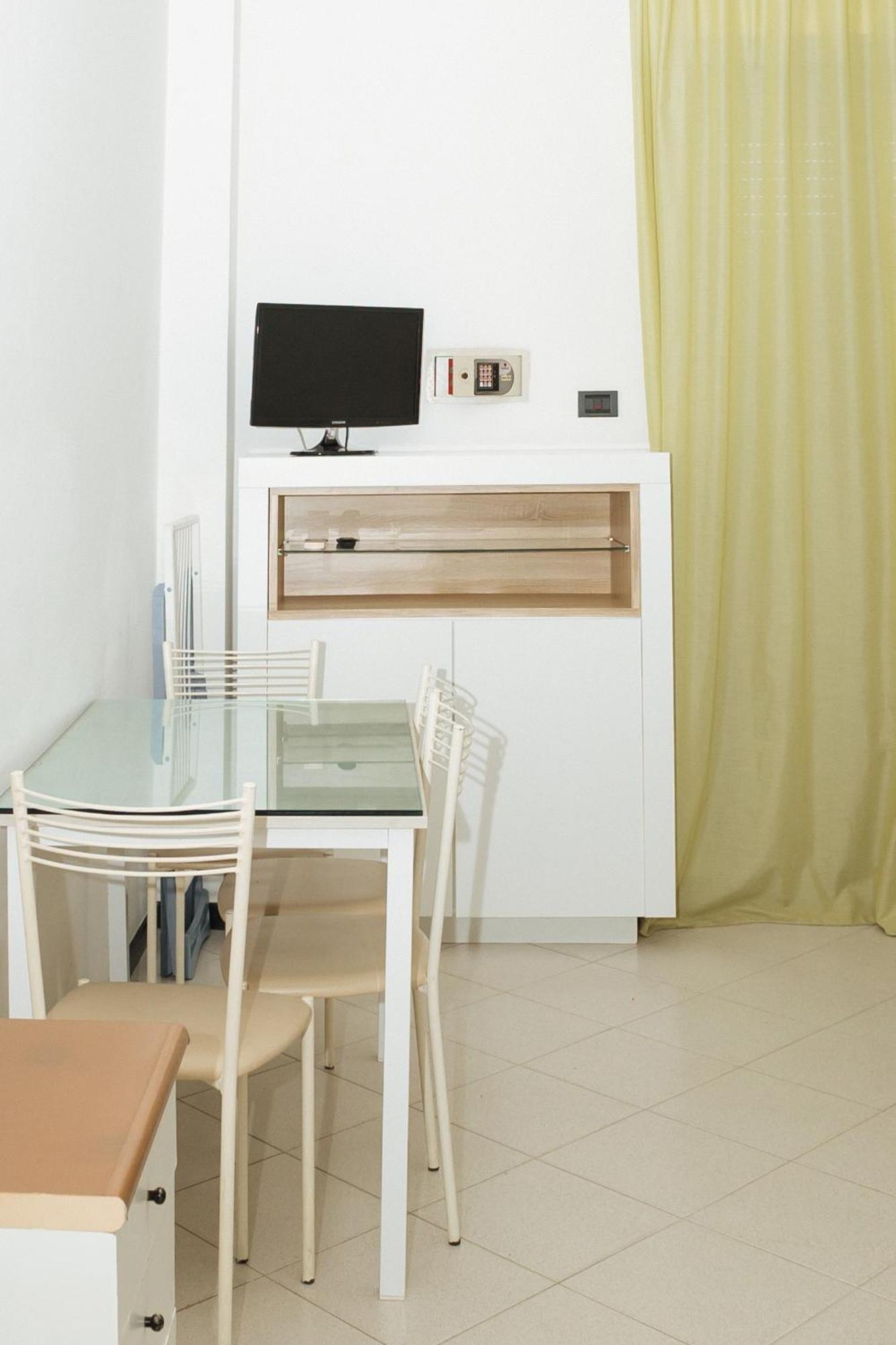 Gabbiano Apartments Rimini Bagian luar foto